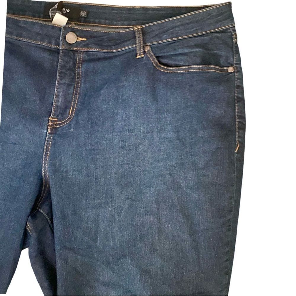 Torrid Skinny Dark Wash Tapered Jeans 26 Short Stretch High Waist Casual Denim - Picture 3 of 5